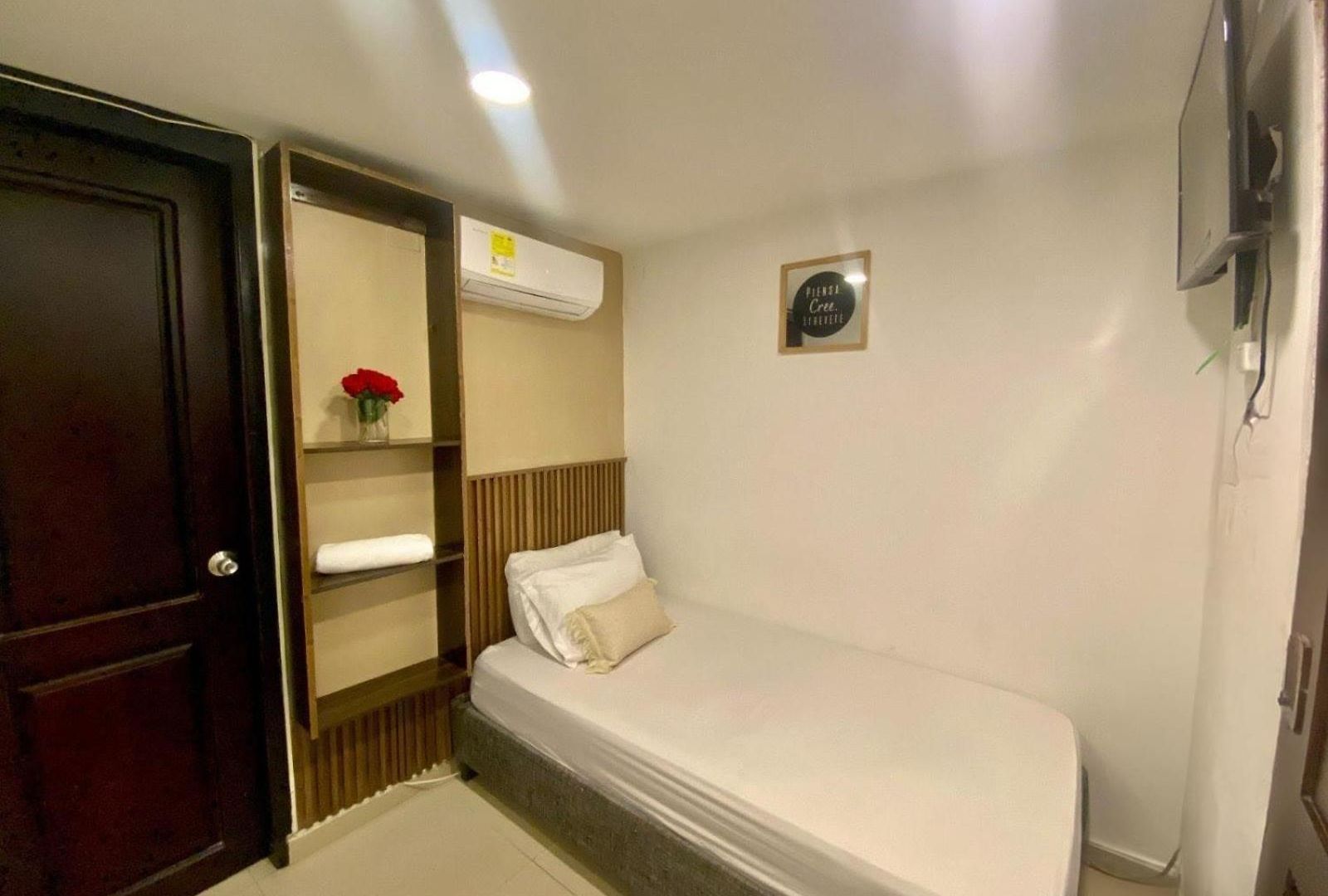 Hotel Casa Lopez - 3*