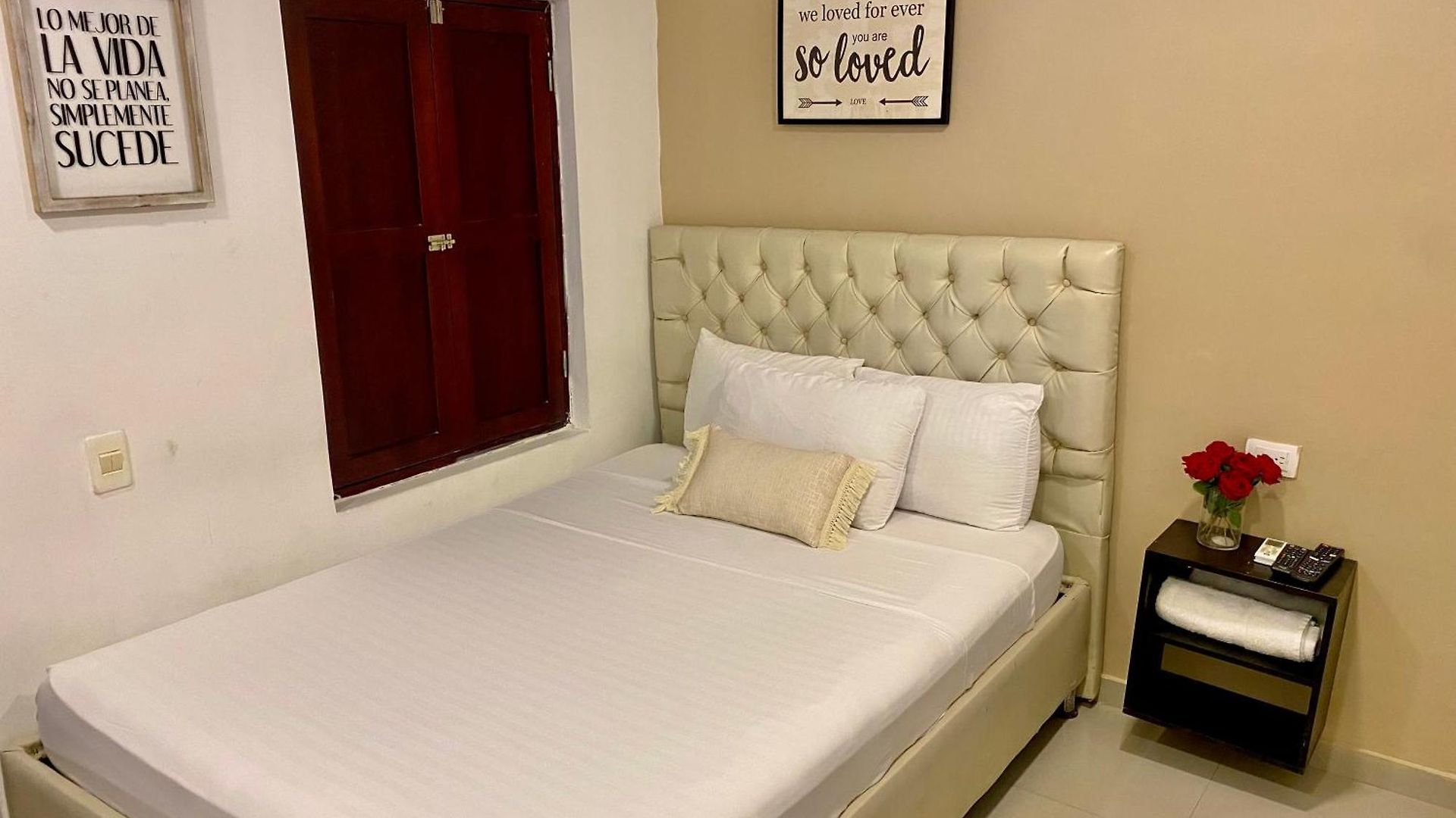 Hotel Casa Lopez - 3*