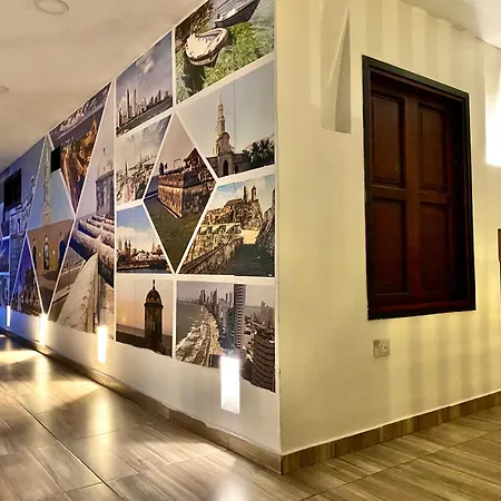 Hotel Casa Lopez - 3*